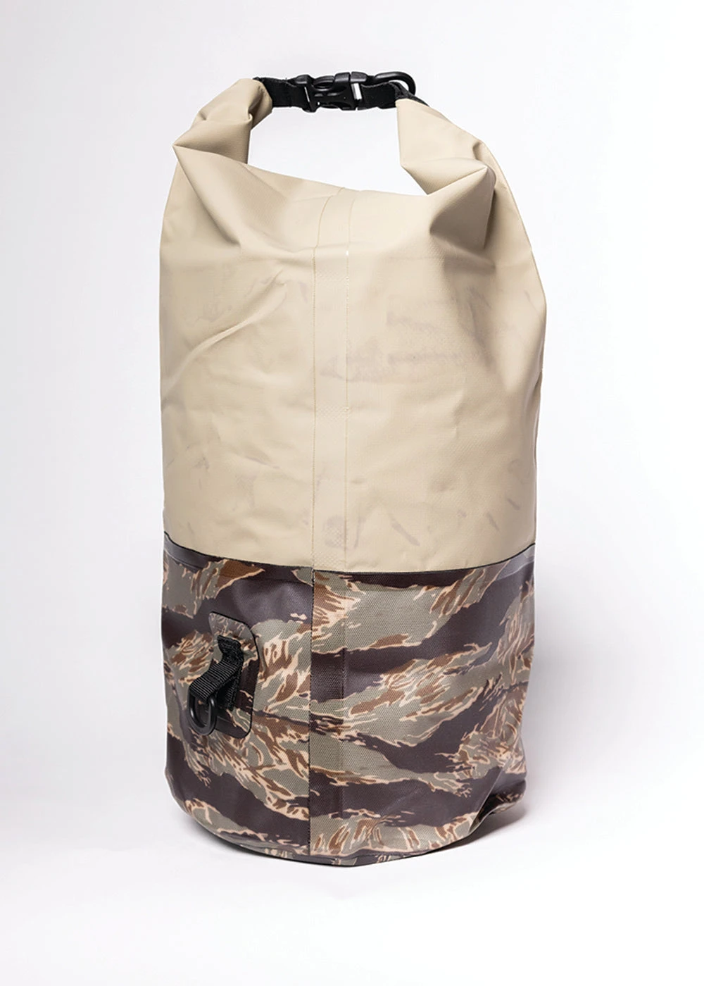 Vissla 7 Seas 20L Dry Pack 4 Vissla 7 Seas 20L Dry Pack - Image 2